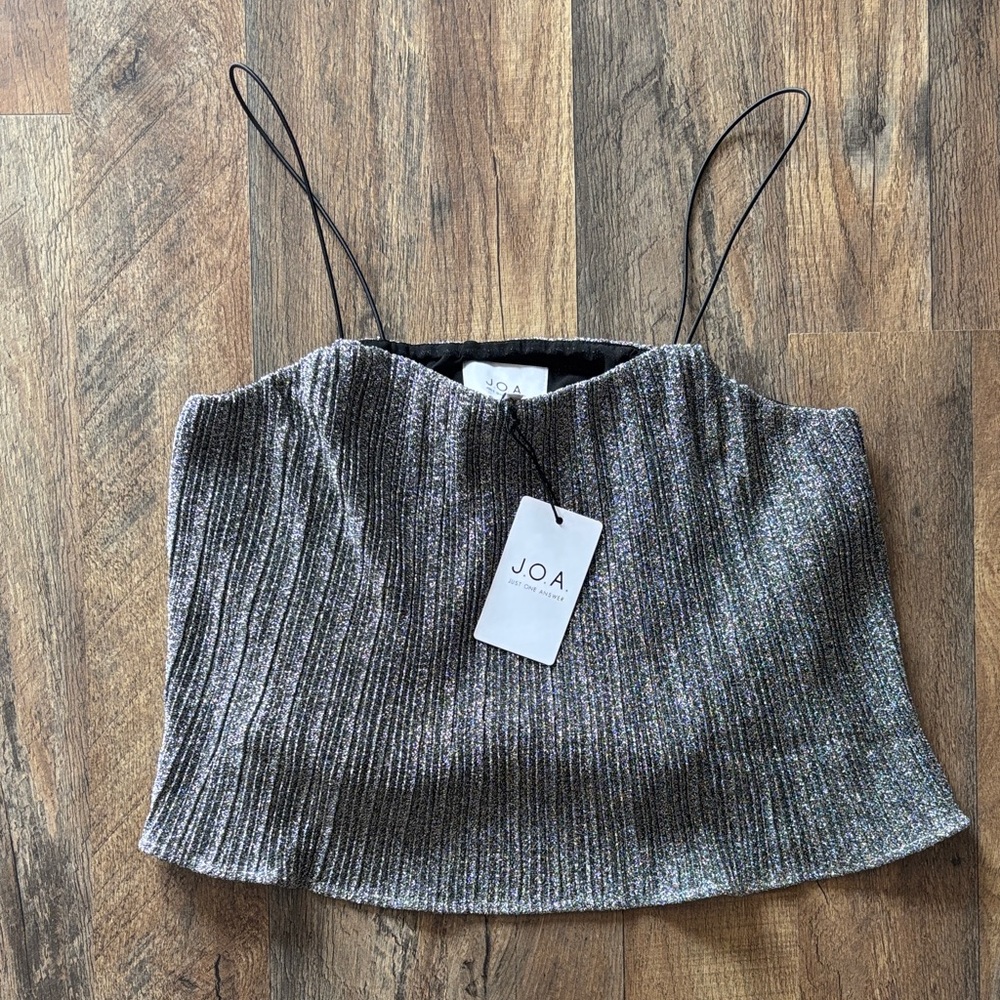 JOA Just One Answer metallic pleated shimmery crop top size small New With Tags